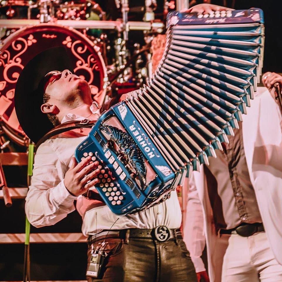 Con su "Tiene Memoria La Piel Tour", Alfredo Olivas aterrizará este viernes en Villa de Álvarez, en Colima.