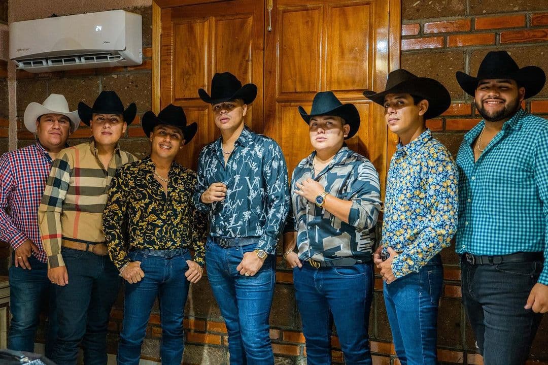Eduin Caz confirma dueto de Grupo Firme y Gerardo Ortiz