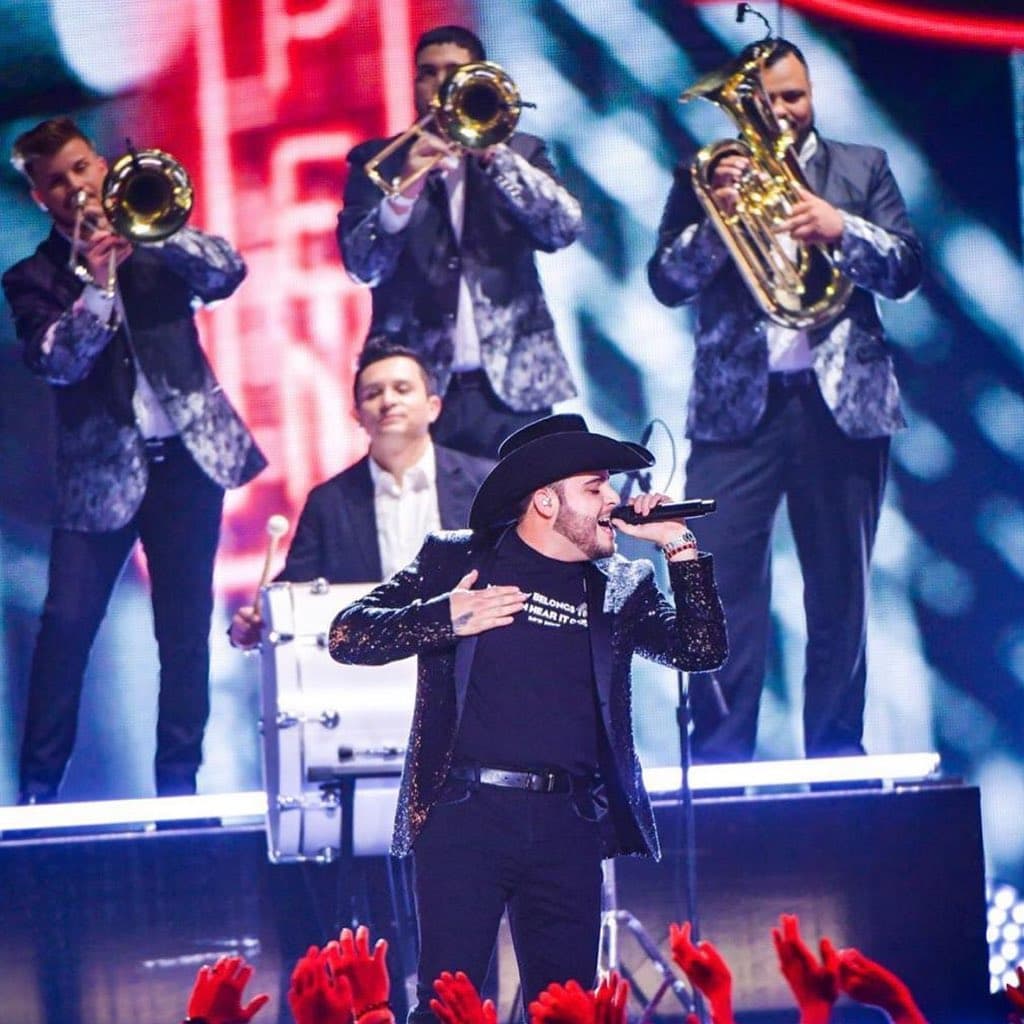 Gerardo Ortiz presumirá su nuevo disco, "Más Caro Que Ayer", al público el 24 de abril.