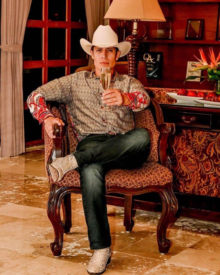 Fer Corona habla sobre el corrido dedicado a Wendy Guevara