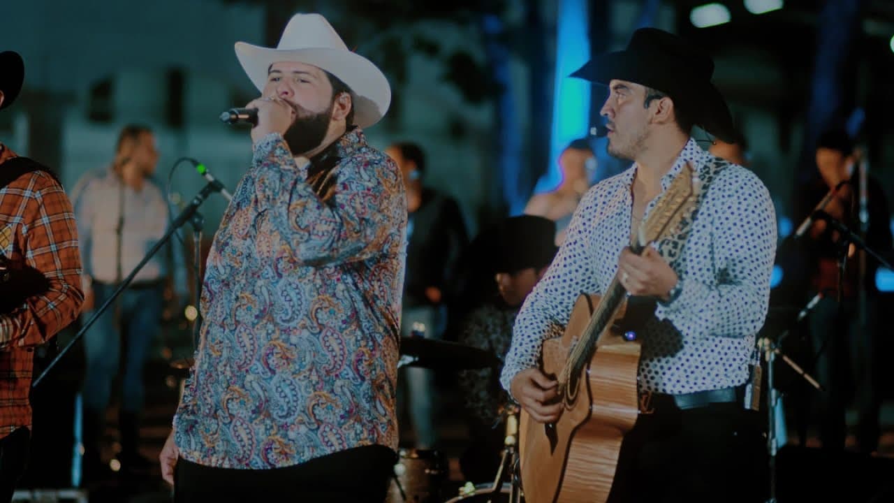 El Fantasma y Calibre 50 vuelven a colaborar en un tema en vivo.