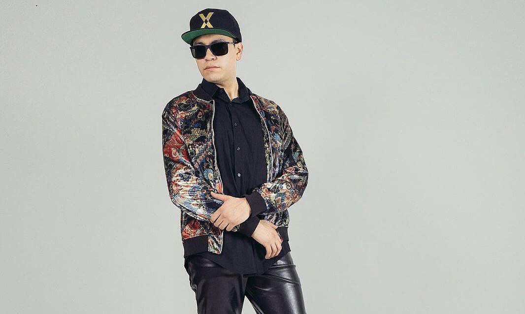 Raymix anuncia el lanzamiento de su tercer disco 'Te Voy a Conquistar'