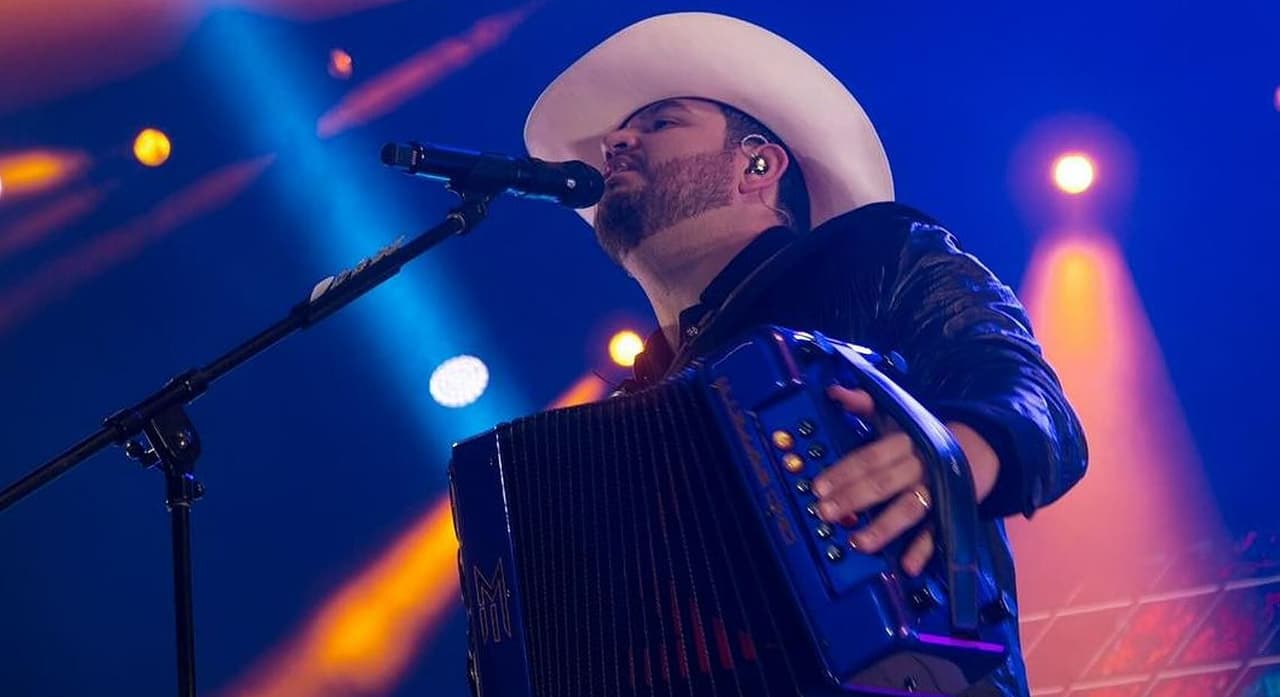 Edén Muñoz se presentó exitosamente en la Ciudad de México
