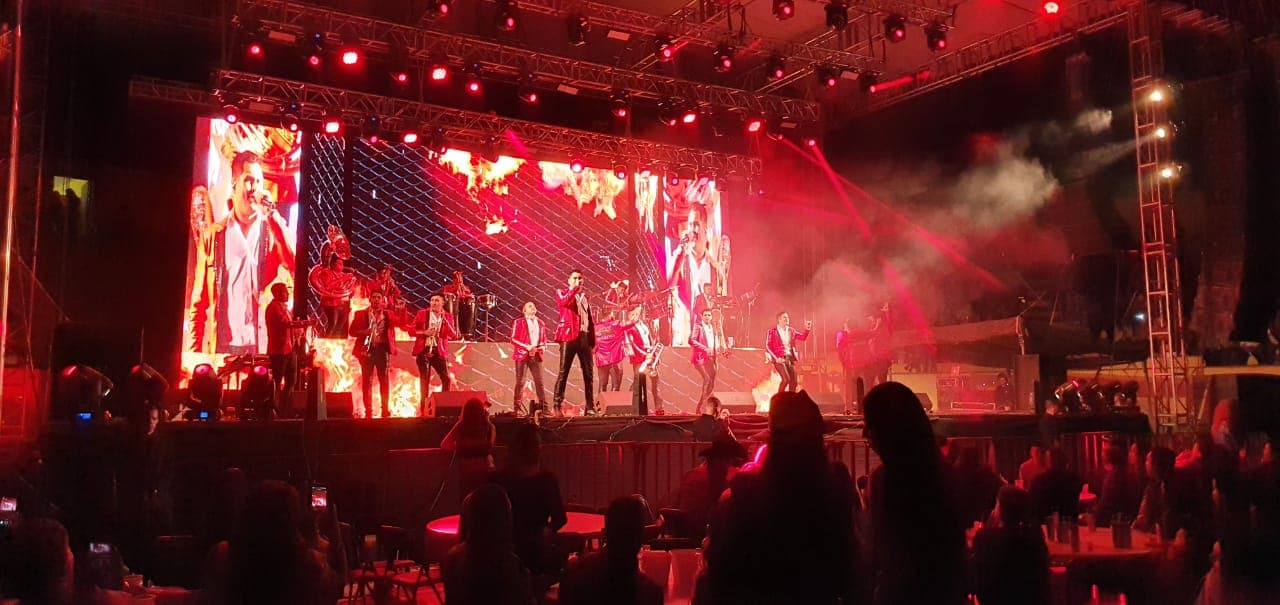 Unos días antes de su gran festejo en Mazatlán, Los Recoditos consintieron a sus fans con lo mejor de su repertorio.