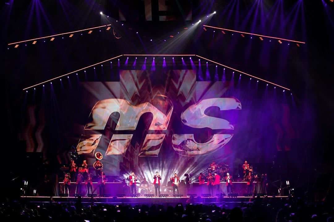 Así fue el homenaje que Banda MS hizo a Kobe Bryant en el Staples Center