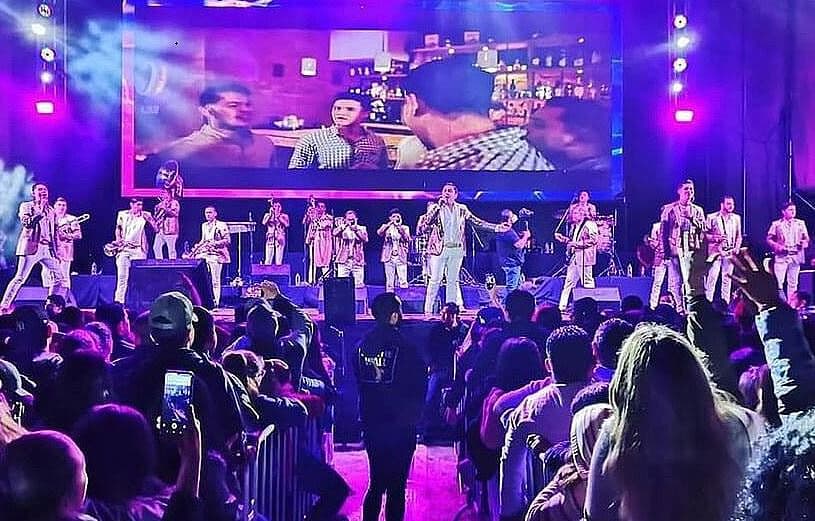 La Arrolladora está lista para su concierto en el Auditorio Telmex
