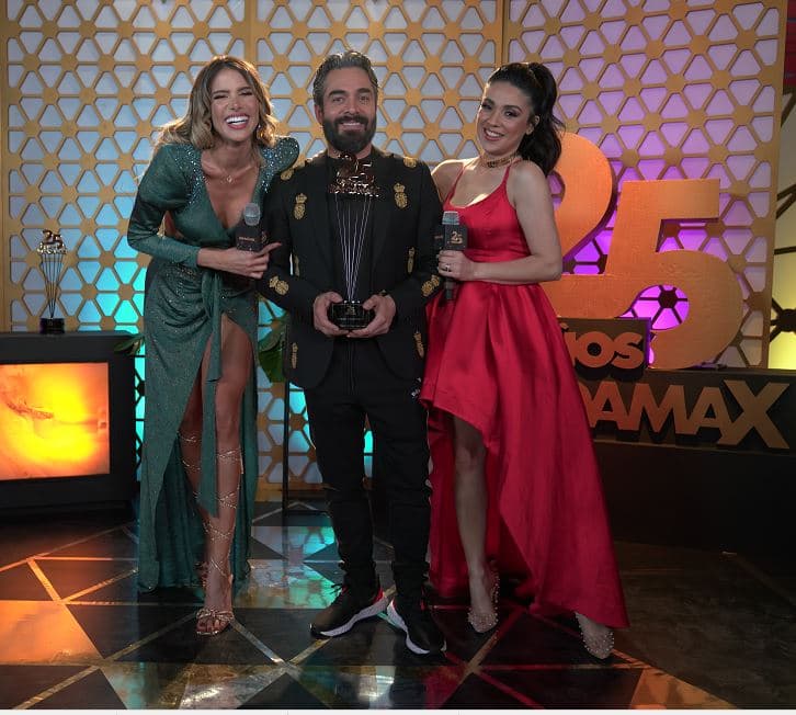 Omar Chaparro confesó la gran alegría de participar como conductor y talento en la fiesta.