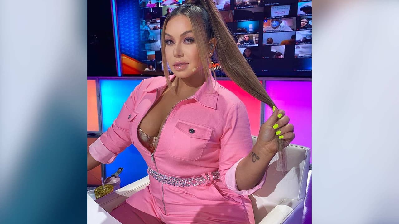 Chiquis 'canta' a todo pulmón 'Todos Me Miran' de Gloria Trevi
