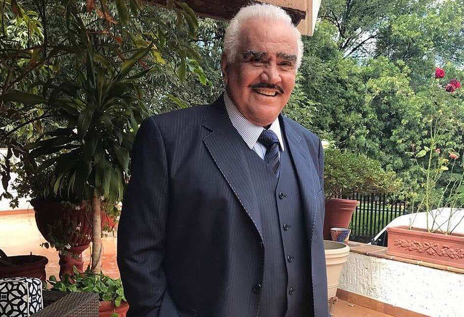 Vicente Fernández se encontraría cumpliendo 82 años