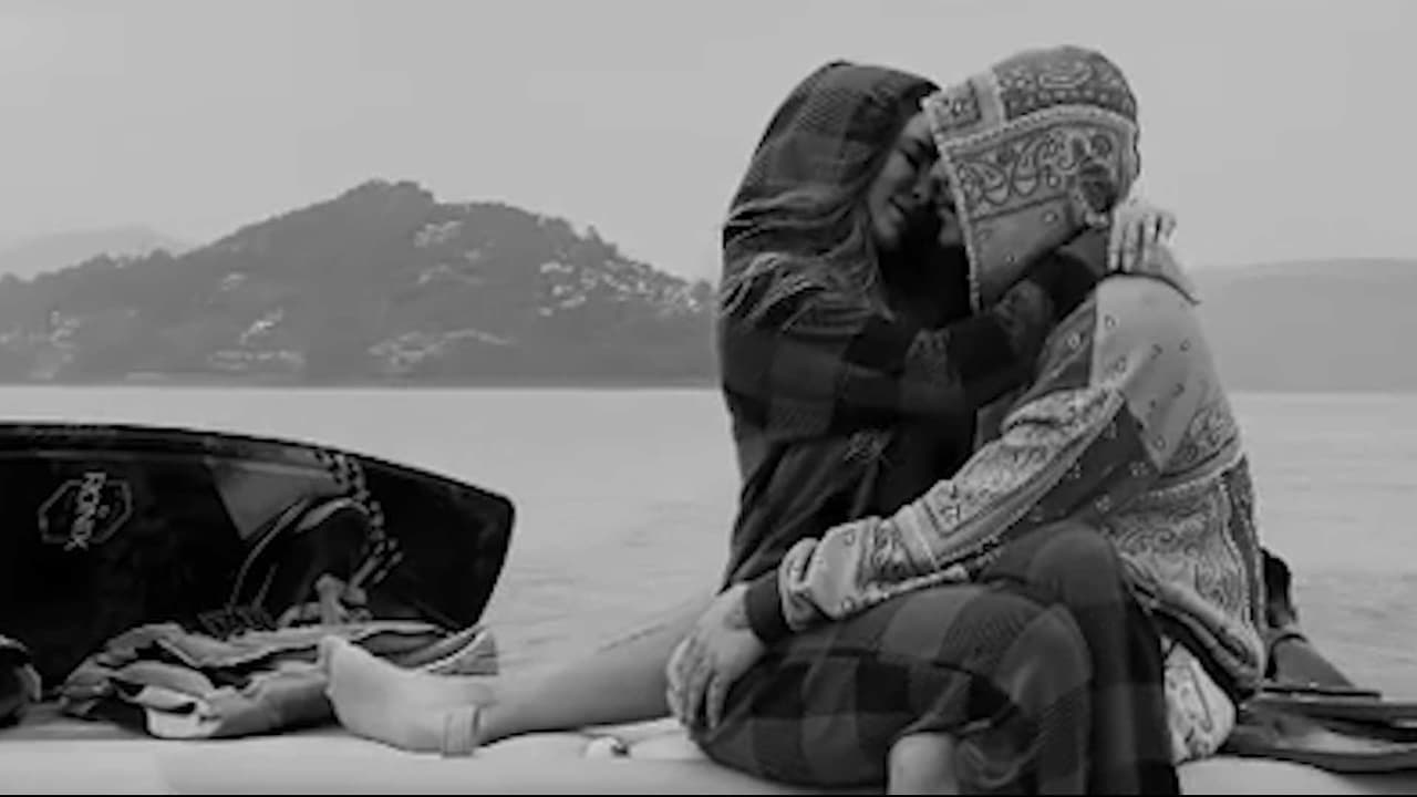 Video: Acurrucados y entre besos Nodal y Belinda reafirman su amor con nuevo video