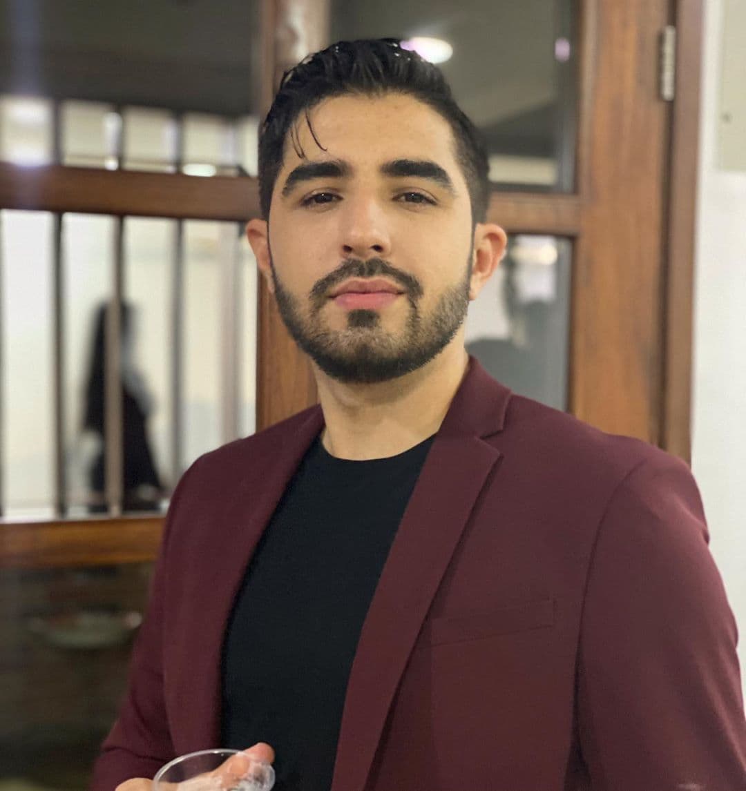 Para cerrar el año, Joss Favela fue nominado, por segunda ocasión al Grammy, en la categoría de “Mejor Álbum Regional Mexicano”, por su producción “Caminando”.