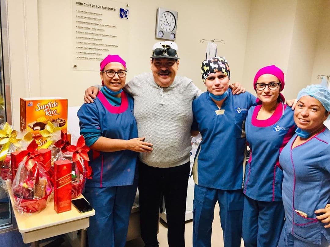 Tras la operación, Julio Preciado deberá estar aislado alrededor de cuarenta días, a petición de sus médicos y ello en bien de una pronta recuperación.