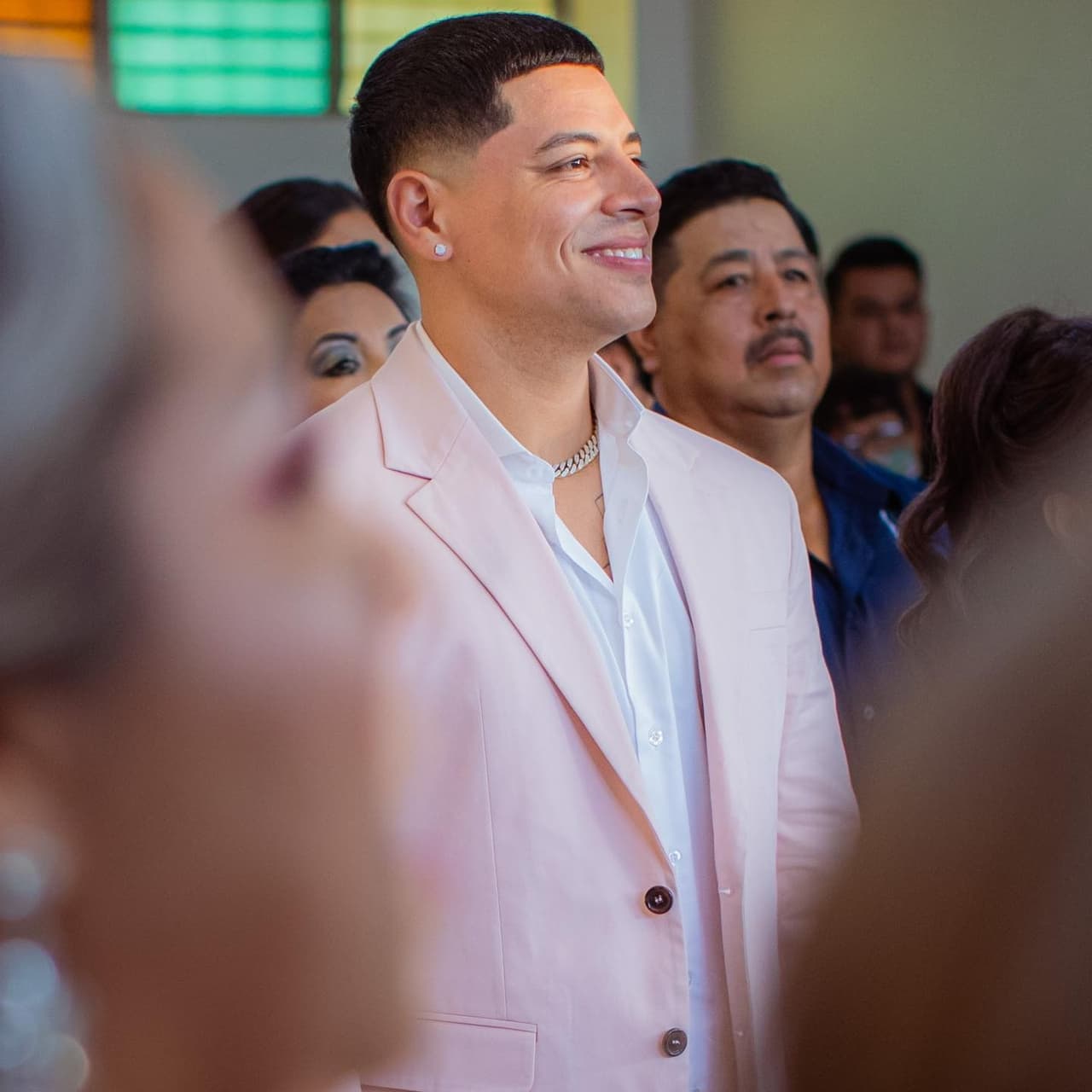 Eduin Caz tuvo un tierno gesto con su abuelita.