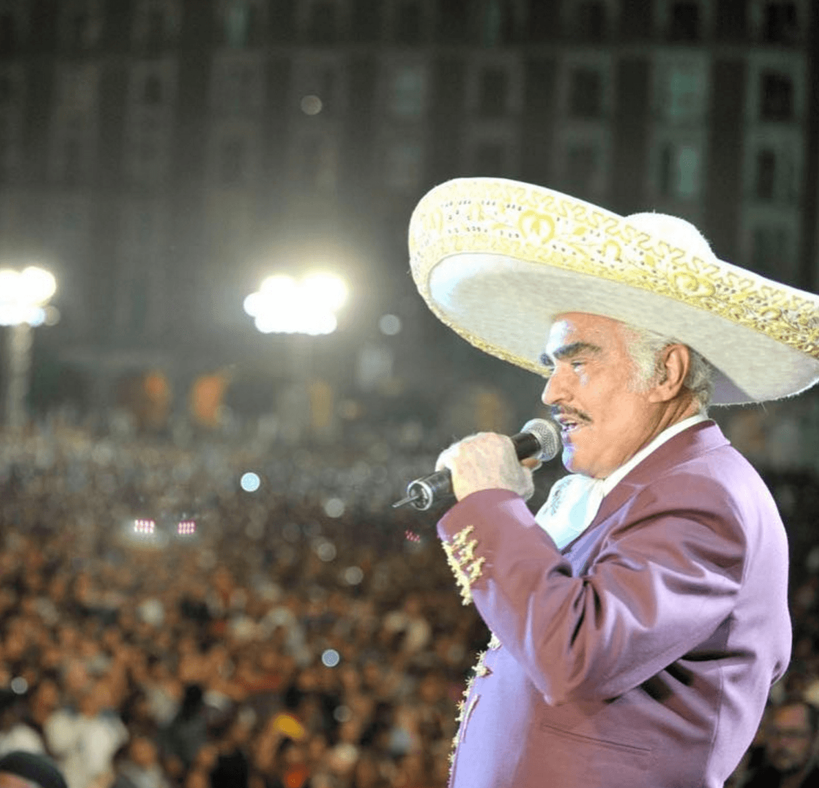 Conoce a las estrellas que se declaran fans de Don Vicente Fernández