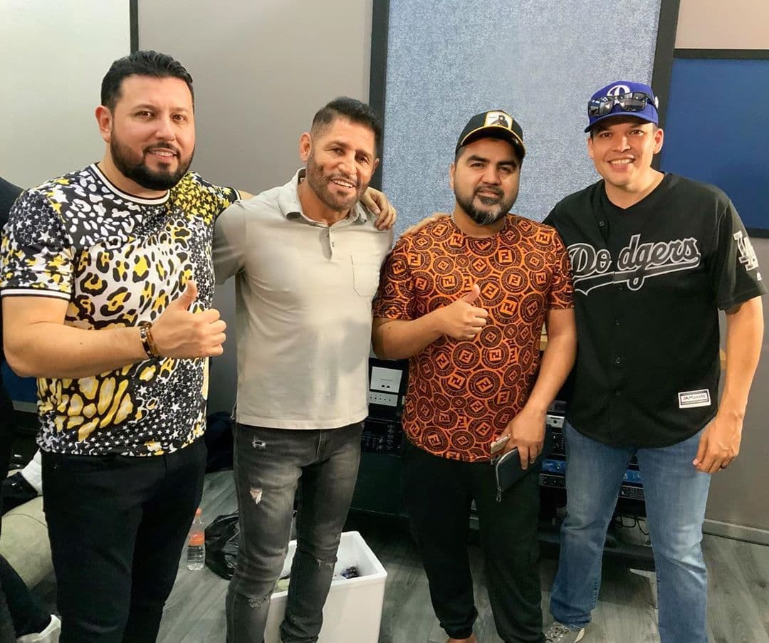 Otro artista que estuvo dentro de este grupo de amigos fue El Mimoso, quien a lo largo de este tiempo ha hecho colaboraciones con varios artistas.