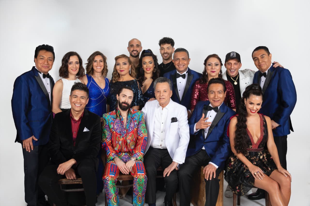 Los Ángeles Azules con todos los invitados de su disco "De Buenos Aires Para El Mundo".