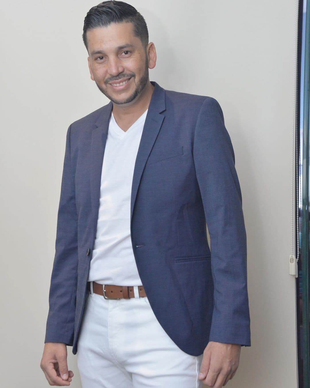 "Para Ti Papá" es lo nuevo que lanzará Luis Ángel en plataformas digitales.