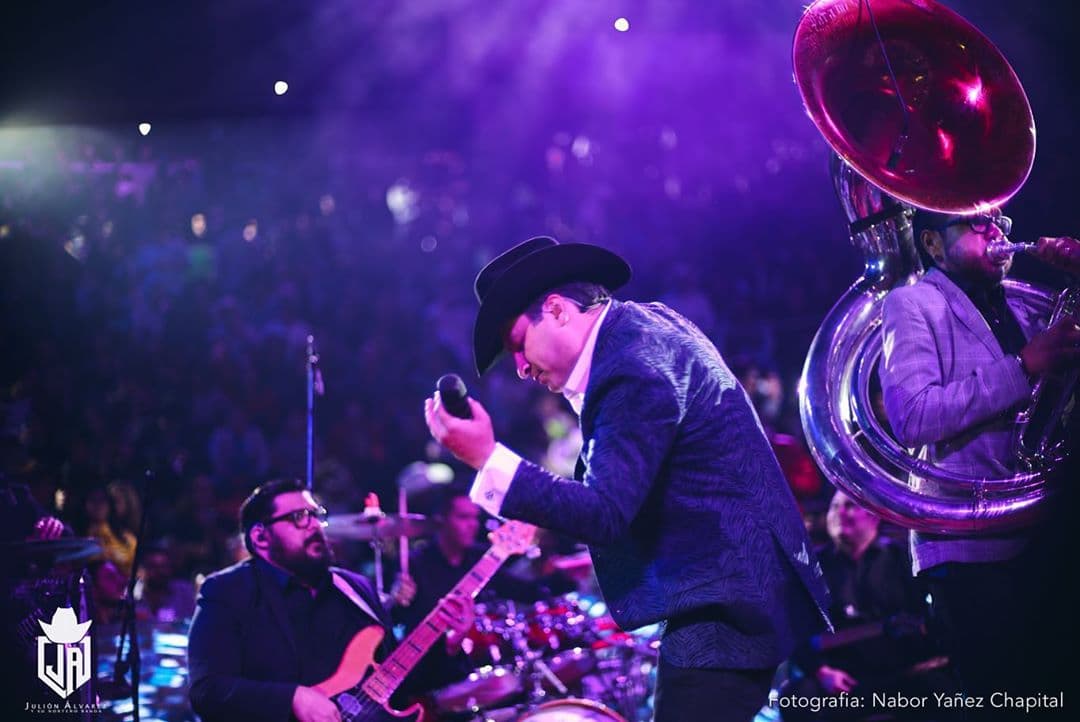 Julión Álvarez es uno de los invitados a la Feria de la Bandera Iguala 2020.