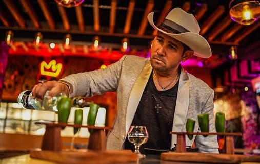 Hasta ahora, Jorge Cuevas cuenta con cuatro restaurantes en California y uno en Baja California, los cuales cuentan con un concepto moderno de las típicas cantinas mexicanas.