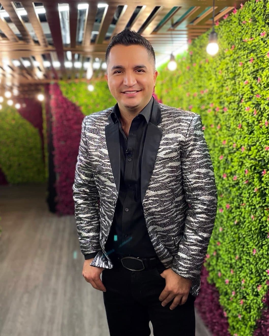 Josi Cuen debutó recientemente como solista.