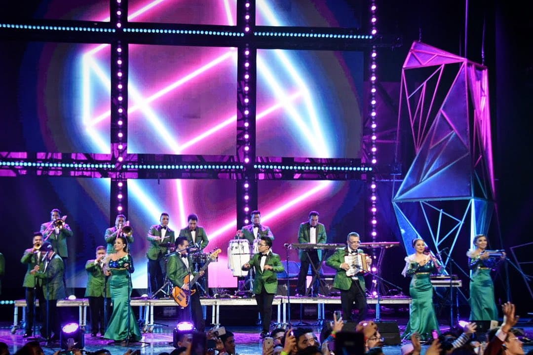 Actualmente, Los Ángeles Azules promueven su más reciente sencillo "Y La Hice Llorar".