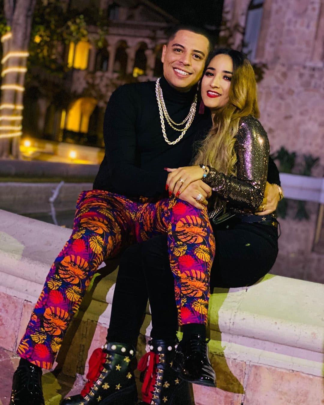 Eduin Caz y Daysi Anahy ya tiene un pequeño de nombre Eduin Gerardo.