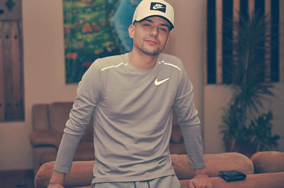 Luis Coronel no se quiso quedar atrás con esta nueva iniciativa que han tenido los gruperos.