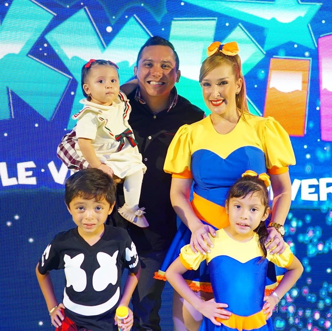 Además, Edwin Luna celebró a su hija más grande, Dasha, con un gran show para niños, en uno de los salones infantiles más bonitos de Monterrey