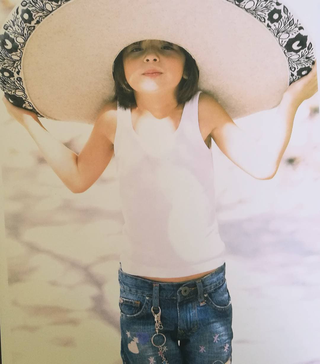 Con el paso del tiempo, la cantante ha dejado claro también que ama a México y que lleva con orgullo el nombre del país a cada escenario que pisa.