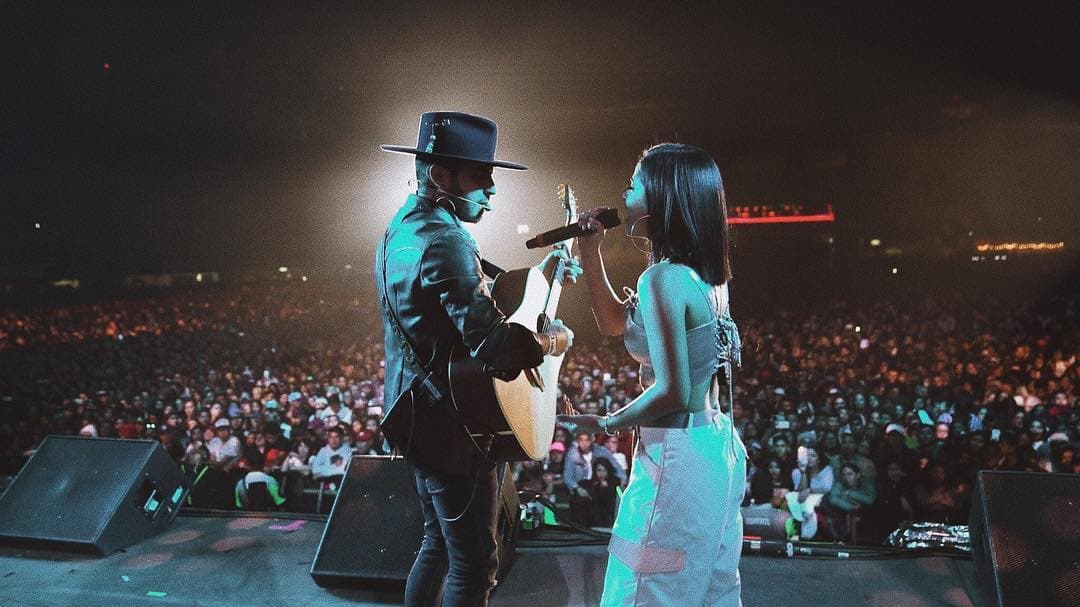 'Pienso en ti' unió las voces de Joss Favela y Becky G en el Flow Fest 2018