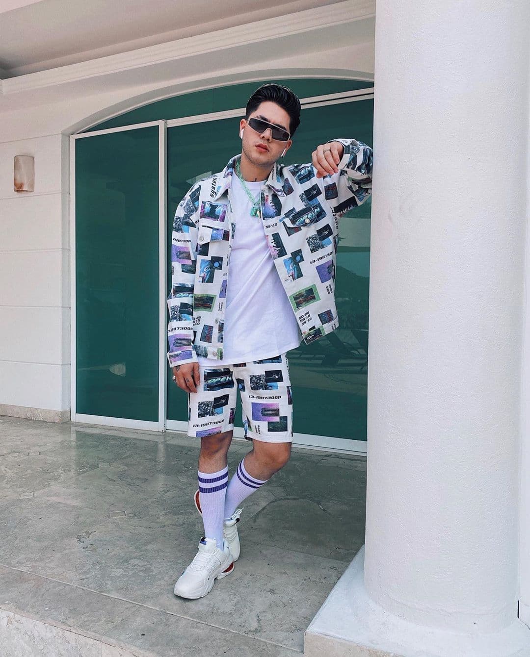 Ahora el líder de la agrupación tijuanense anunció la colaboración con Juan de Dios Pantoja, cantante de urbano.