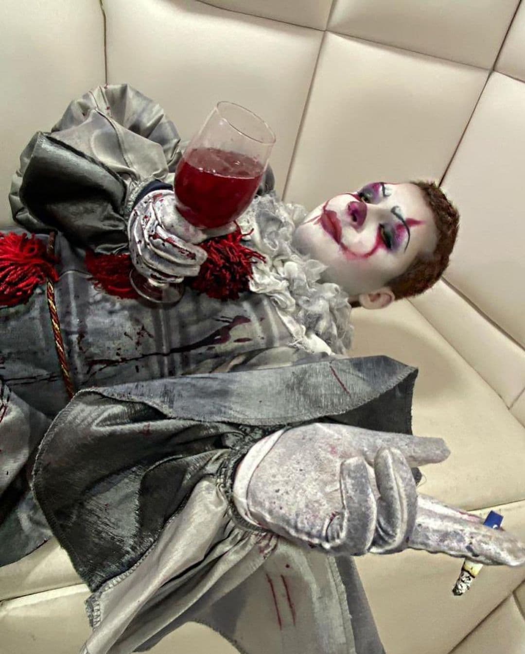 Más de 10 fotografías se publicaron en ambas redes sociales causando una gran sorpresa y admiración entre los fans de los cantantes.