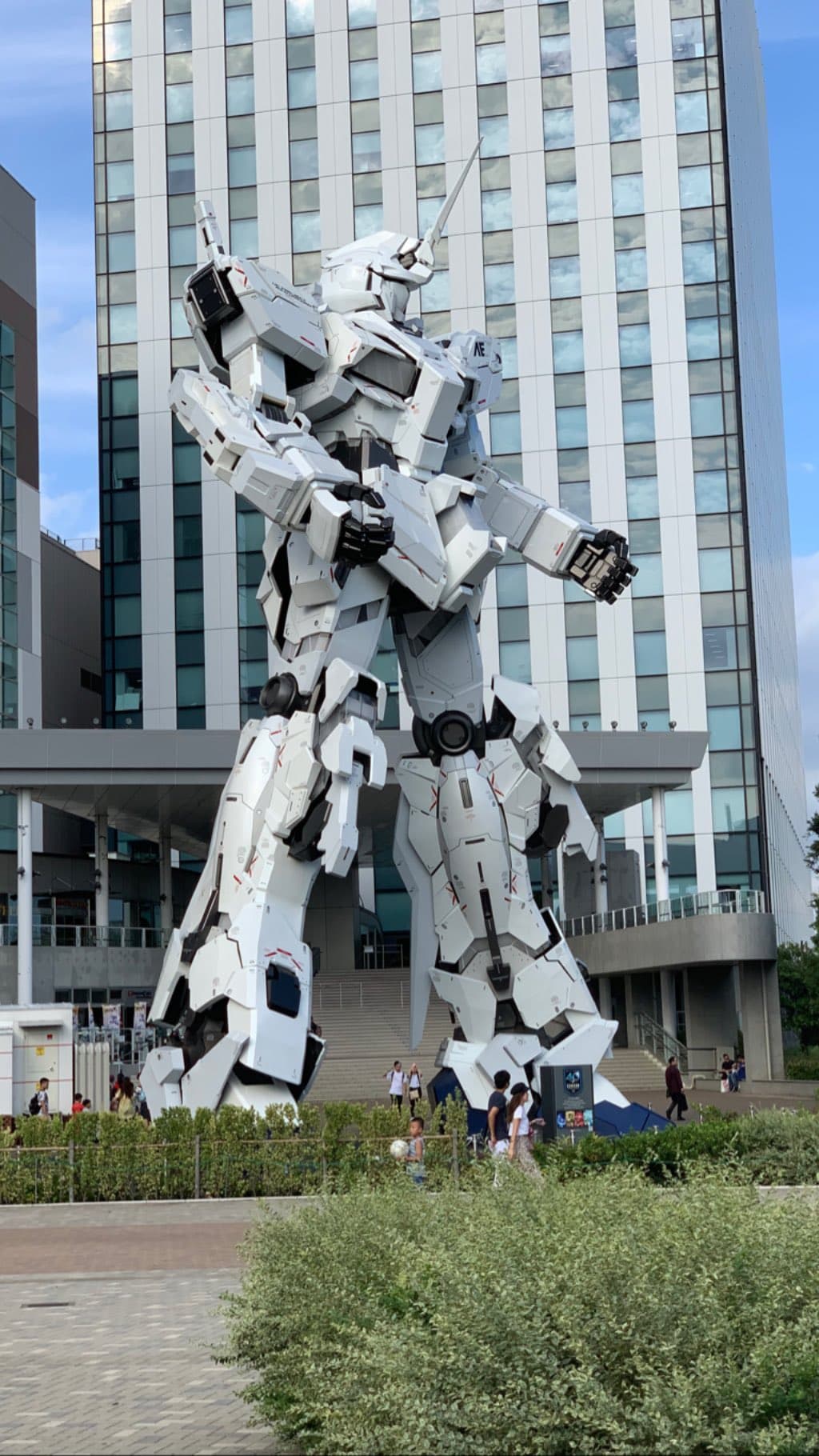 La segunda parada fue en Japón, lugar donde disfrutó del anime y las caricaturas que tanto le gustan.