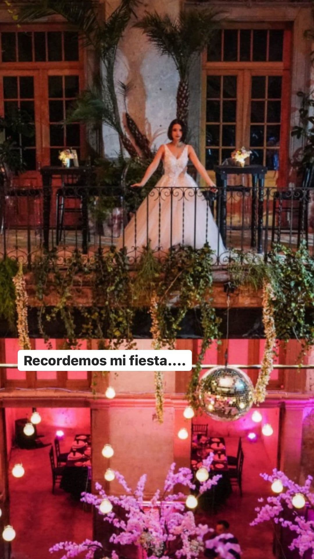 Así fue como Ángela recordó sus quince años junto a sus más de 3 millones de seguidores.