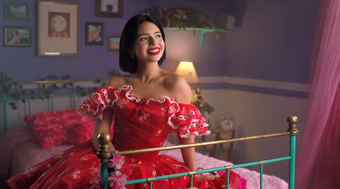 Christian Nodal cierra 2020 con broche de oro y presenta su nuevo sencillo "Dime Cómo Quieres" a dueto con Ángela Aguilar.