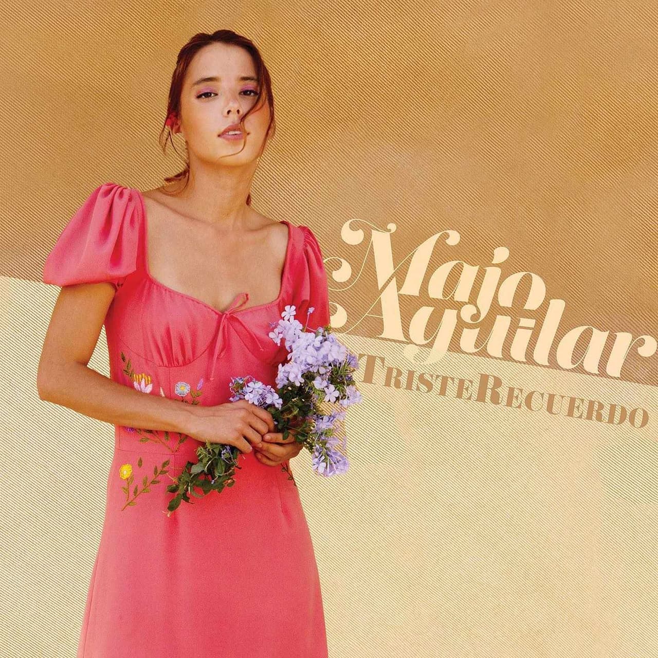 Majo Aguilar estrenó su propia versión de "Triste Recuerdo", en honor a su abuelo.