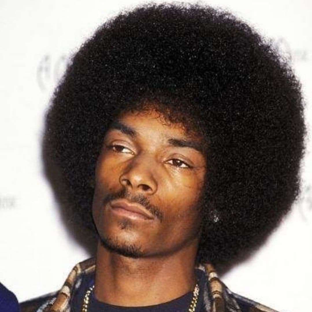 Tanto Snoop Dogg como Jenni Rivera estudiaron juntos en los años 80 en la misma secundaria, Long Beach Polytechnic Highschool, en California.