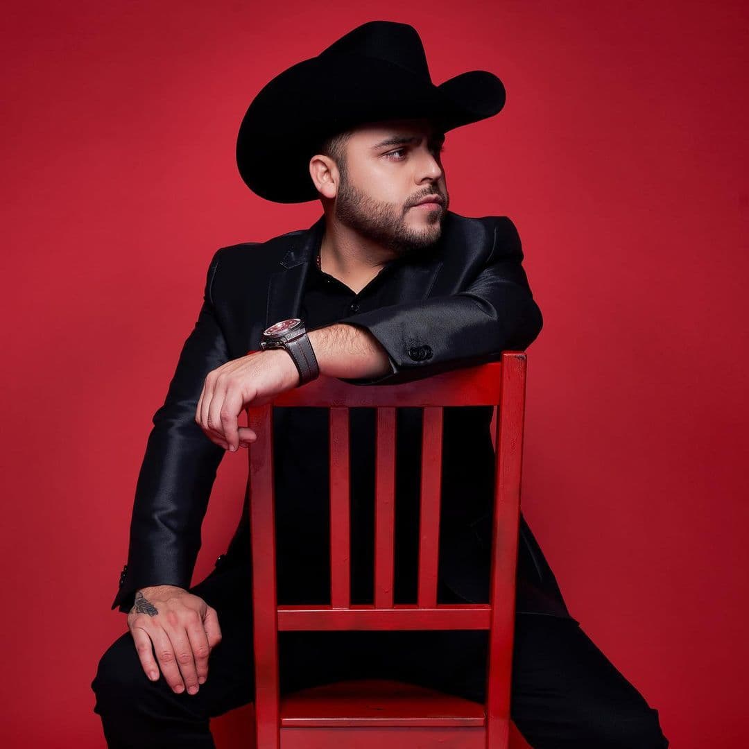 Gerardo Ortiz está abierto a trabajar con compas musicales como Alexander García, El Fantasma.
