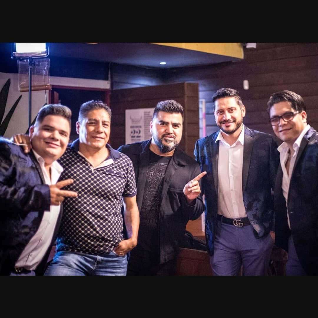 Pequeños Musical cantará 'Por Mis Defectos/Mujer Infiel' con El Mimoso y Claudio Alcaraz