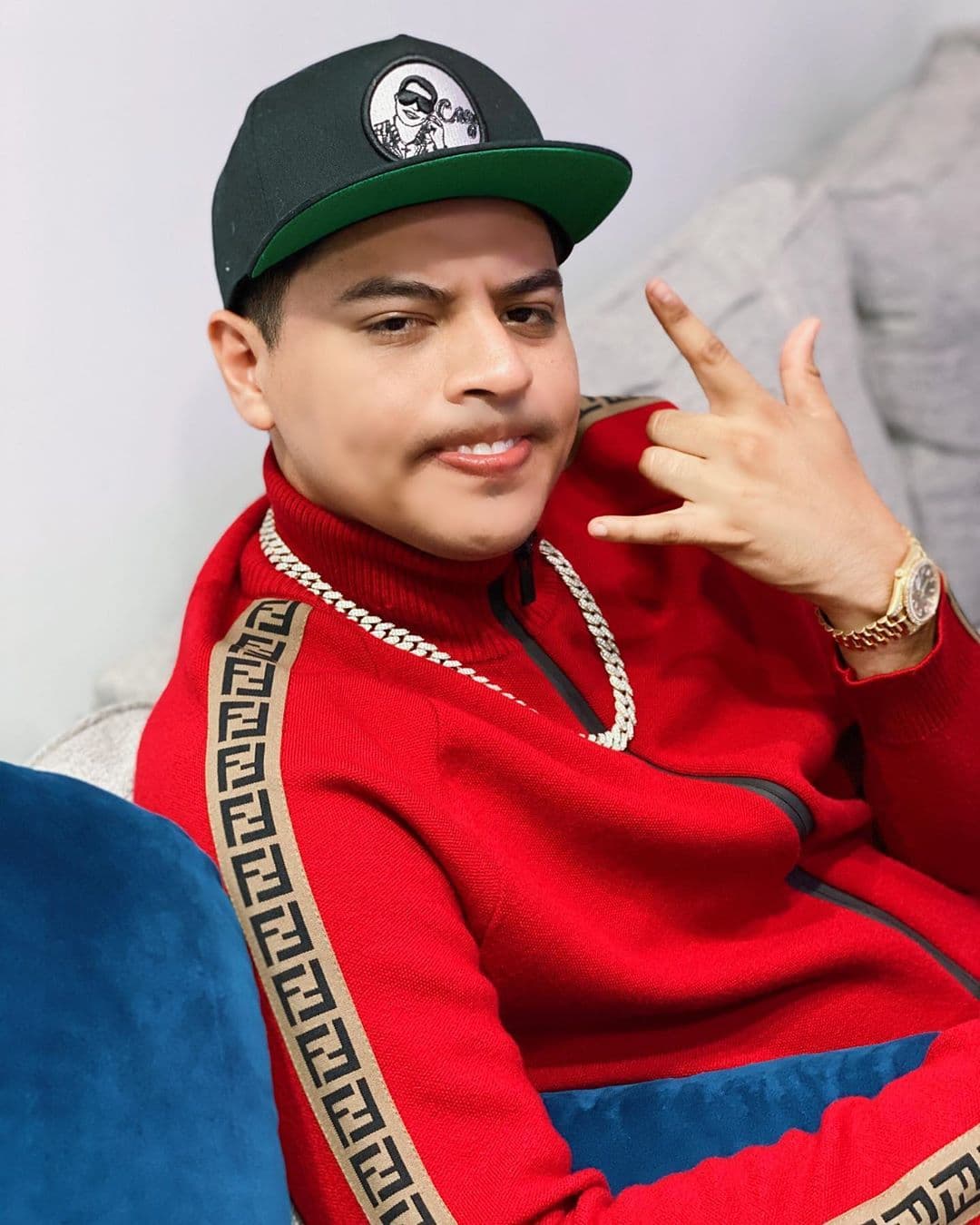 Durante los últimos meses el cantante de Grupo Firme ha logrado colaboraciones con El Yaki, Luis Ángel “El Flaco”, entre otros artistas.