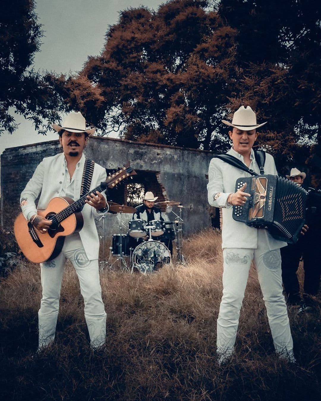 Los Dos Carnales son originarios de San Pedro de las Colonias, Coahuila.