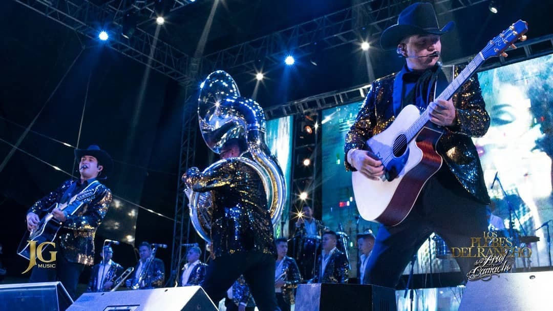 El disco "Nació Pa' Leyenda", que incluye 29 temas, ya está disponible en las principales plataformas digitales.