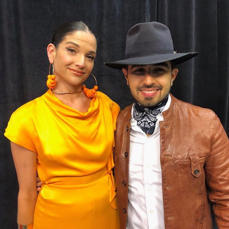 En 2018 Favela lanzó “Me Hubieras Dicho”, el primer sencillo de su álbum “Caminando”.El 6 de marzo del mismo año fue reconocido por tercera vez consecutiva como “Compositor del Año” durante la vigésima sexta producción de Premios de la Sociedad Americana de Compositores, Autores y Editores celebrada en la ciudad de Nueva York.