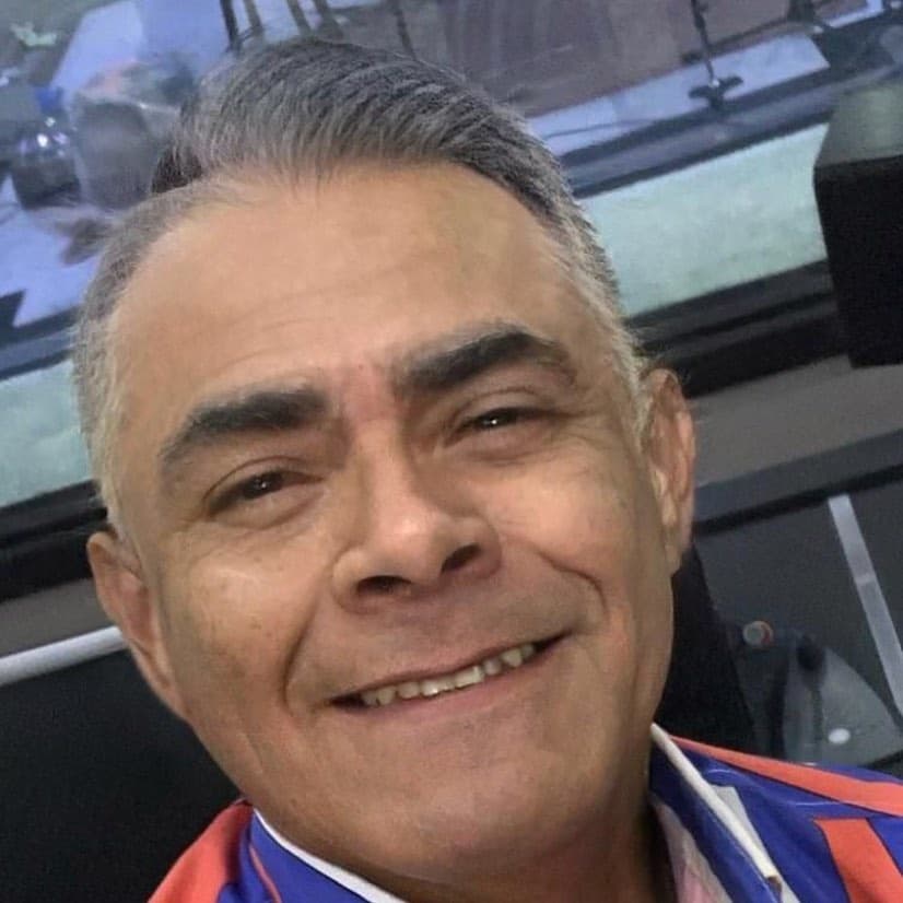 El vocalista de Banda Tierra Sagrada también se unió a la FaceApp.