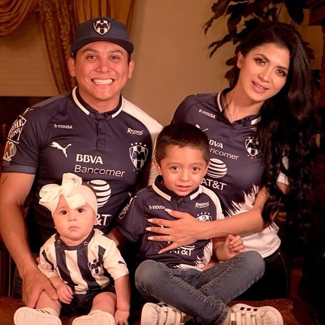 Y no solo comparten gusto, sino también pasión por el mismo equipo de futbol.