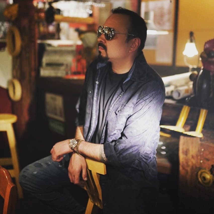 Pepe Aguilar posee más de un millón de seguidores en Instagram.