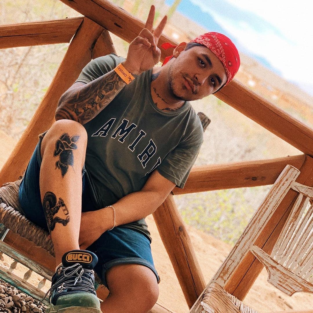 A través de Instagram, el intérprete de “Adiós Amor” publicó varias fotos donde se le ve contento, disfrutando de su tiempo libre. Nodal continuará el Ahora Tour el 17 y 18 de agosto por California, Estados Unidos.