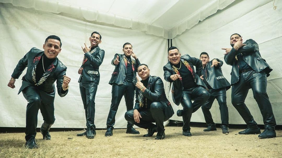 Grupo Firme es conformado por Eduin Caz, Joaquín Ruiz, Abraham Hernández, Fito Rubio, Jhonny Caz, Christian Téllez y Dylan Camacho.