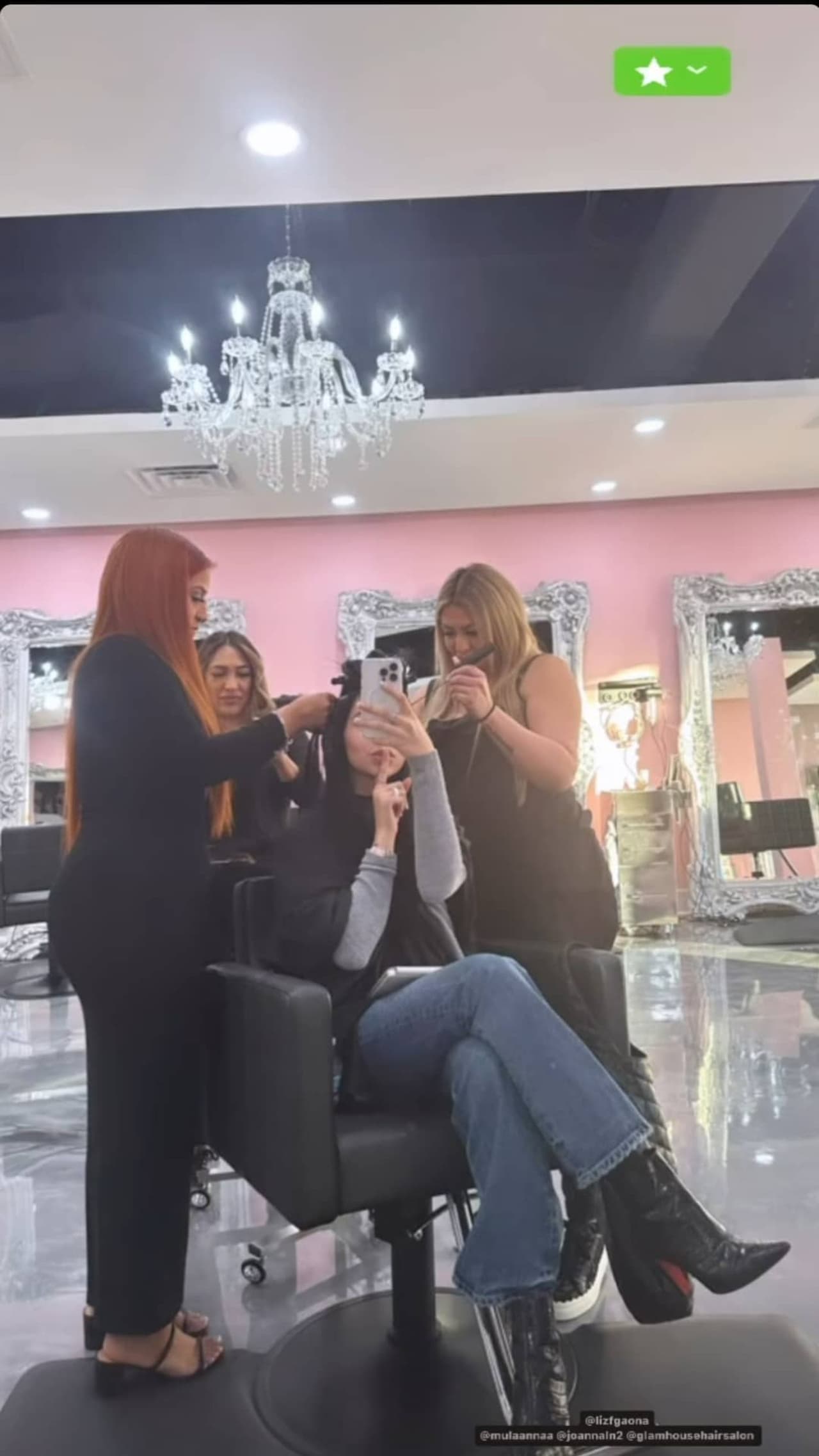 Ángela Aguilar da indicios de haber dejado atrás el corte de cabello estilo "bob"