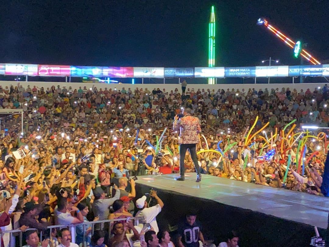 El cantante se presentó en Iguala, Guerrero en la noche del pasado domingo 1 de marzo.